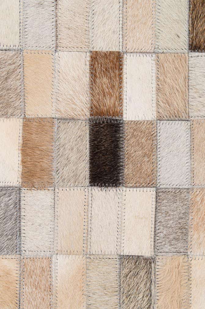 5' 1 x 8' Cowhide - Patchwork Rug