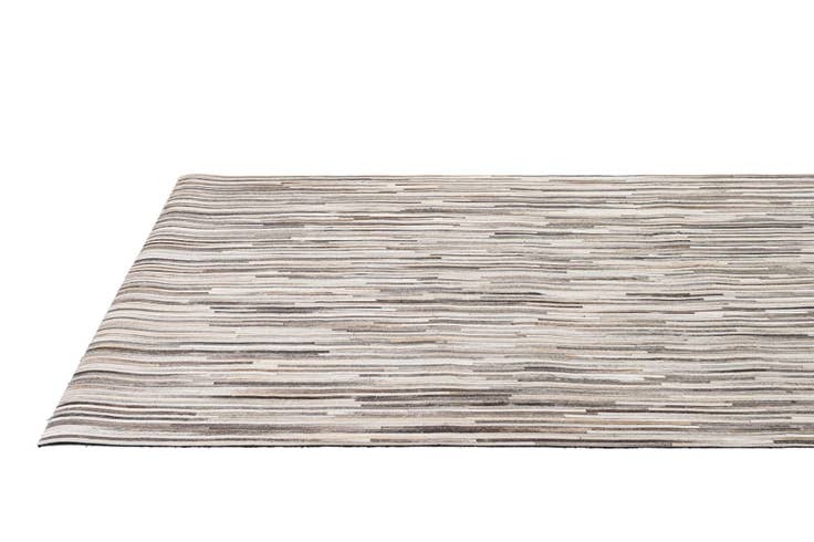 Detail image of 5' 1 x 8' 2 Cowhide - Patchwork Rug