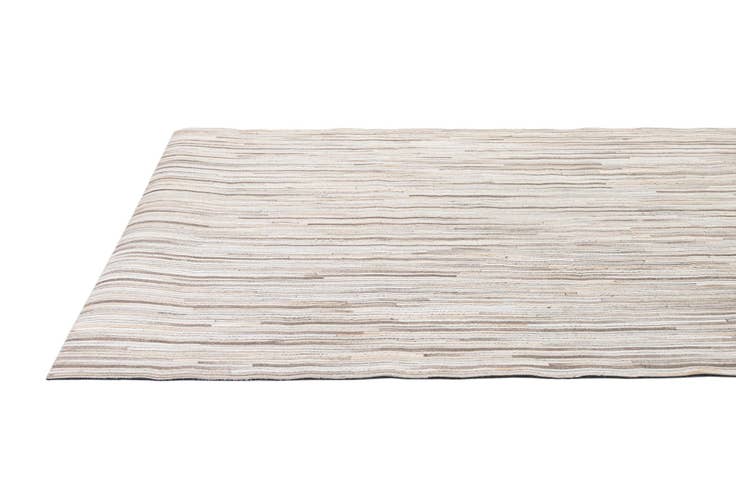 Detail image of 5' 1 x 8' Cowhide - Patchwork Rug