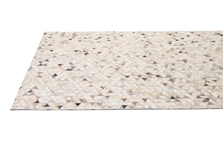 Detail image of 5' x 8' 1 Cowhide - Patchwork Rug
