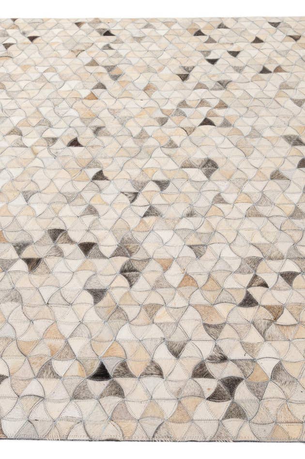 Detail image of 5' x 8' 1 Cowhide - Patchwork Rug