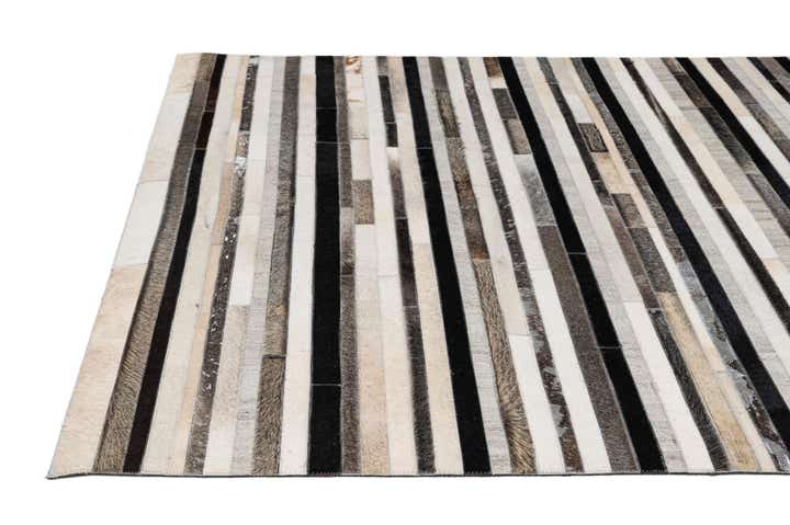 5' x 7' 11 Cowhide - Patchwork Rug