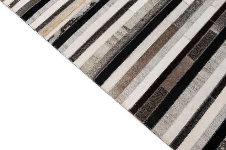5' x 7' 11 Cowhide - Patchwork Rug