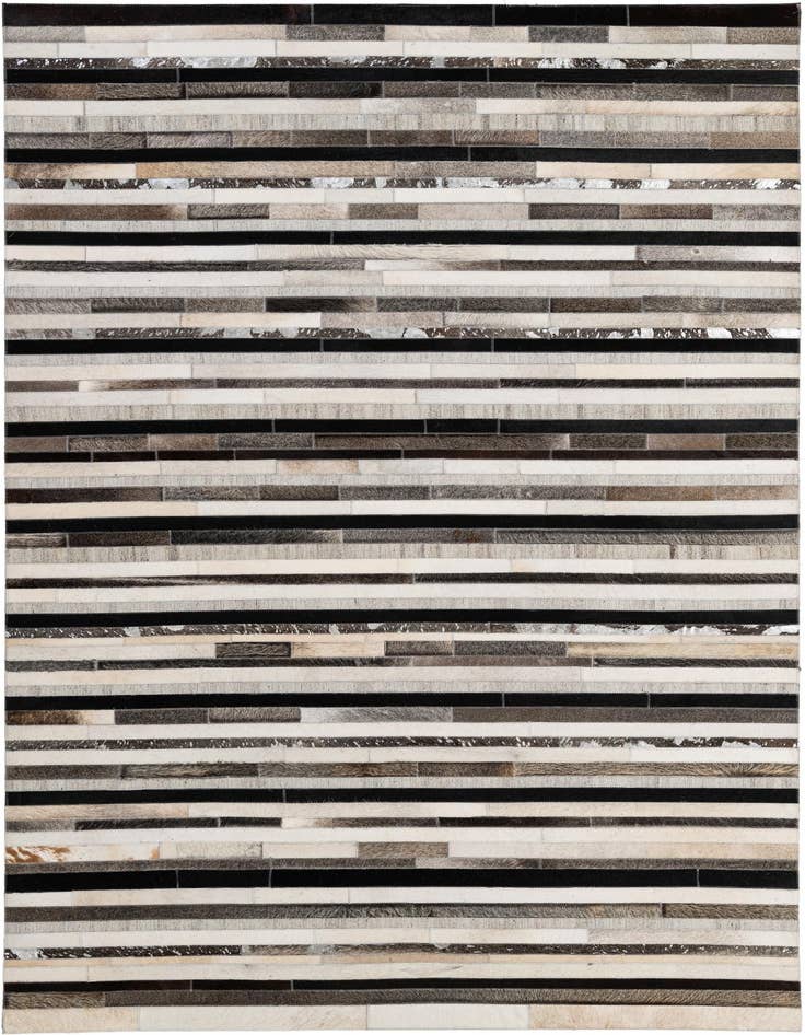 Detail image of 5' x 7' 11 Cowhide - Patchwork Rug