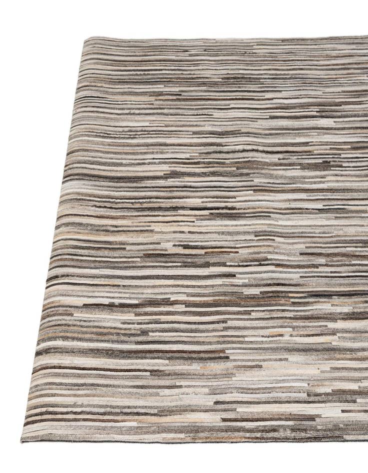 Detail image of 5' 1 x 7' 11 Cowhide - Patchwork Rug