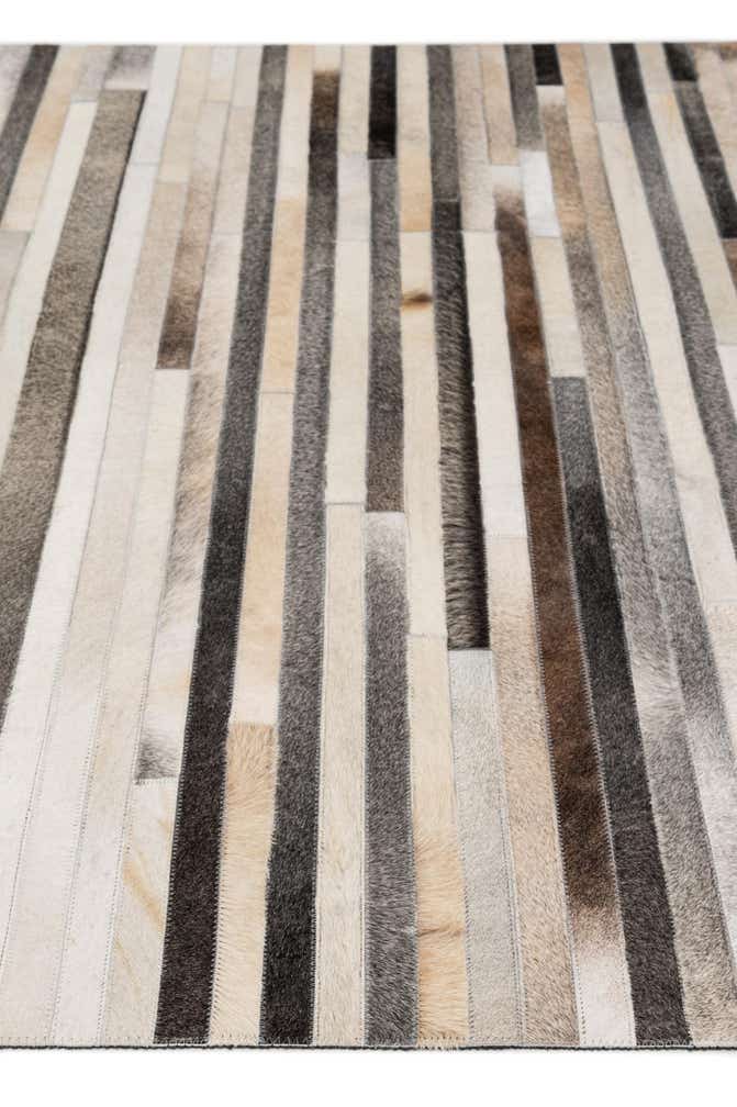 5' x 7' 11 Cowhide - Patchwork Rug