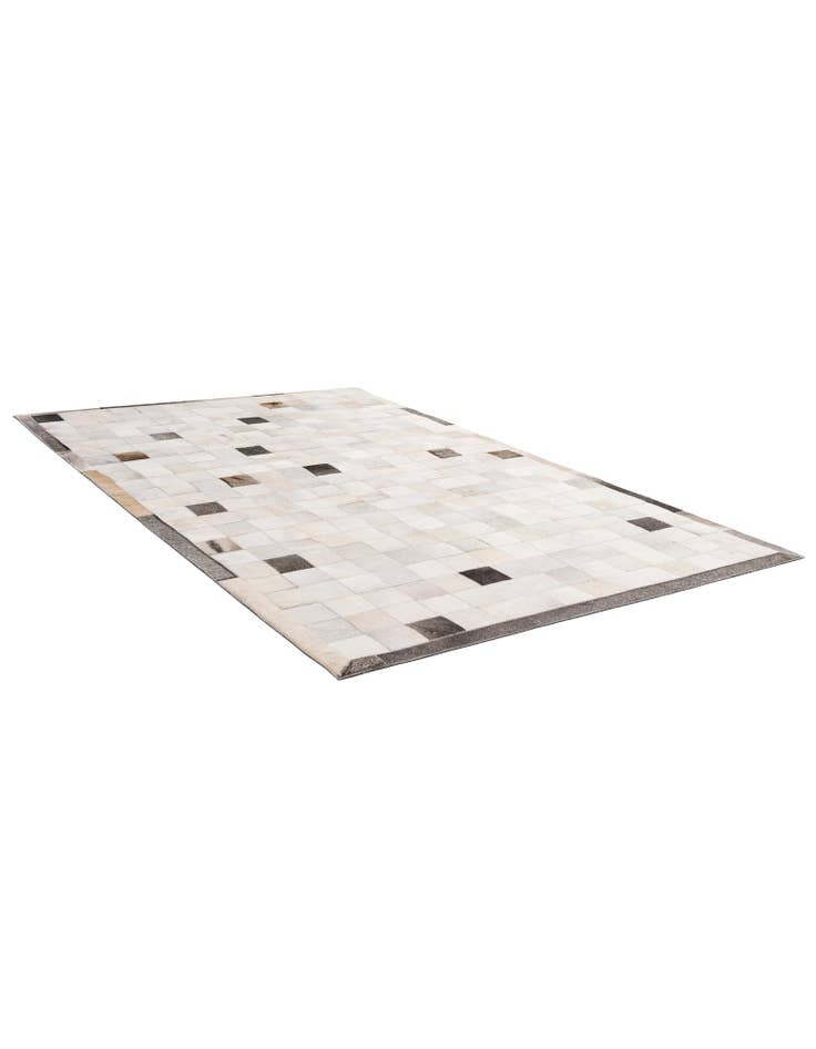 Detail image of 5' x 7' 10 Cowhide - Patchwork Rug