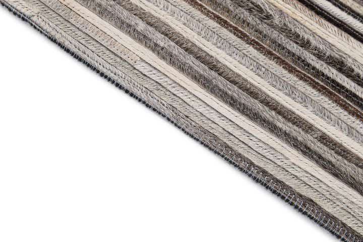 5' 2 x 8' Cowhide - Patchwork Rug