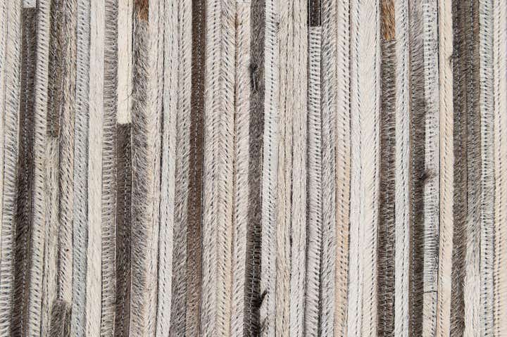5' 2 x 8' Cowhide - Patchwork Rug