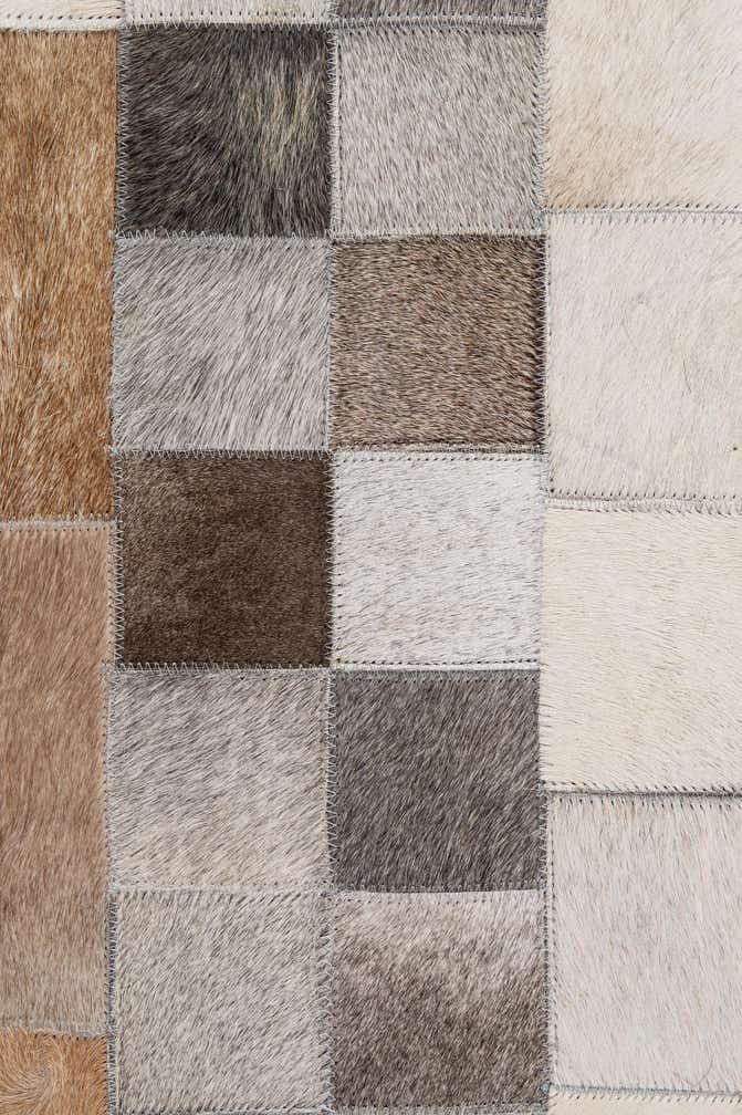 5' 1 x 8' Cowhide - Patchwork Rug