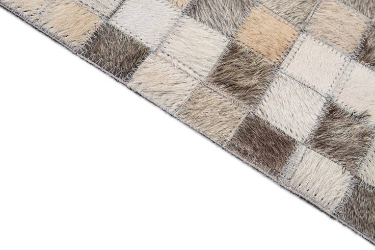 Detail image of 5' 1 x 8' Cowhide - Patchwork Rug