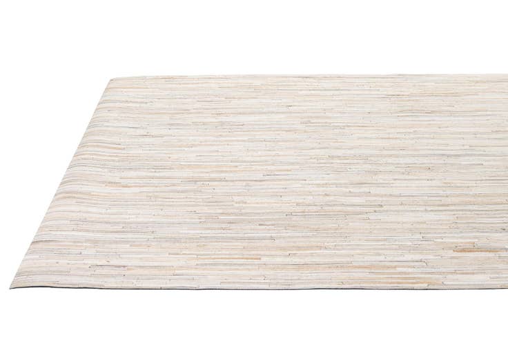 Detail image of 5' 1 x 8' Cowhide - Patchwork Rug