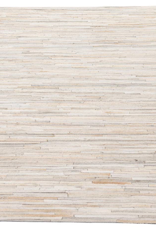 Detail image of 5' 1 x 8' Cowhide - Patchwork Rug