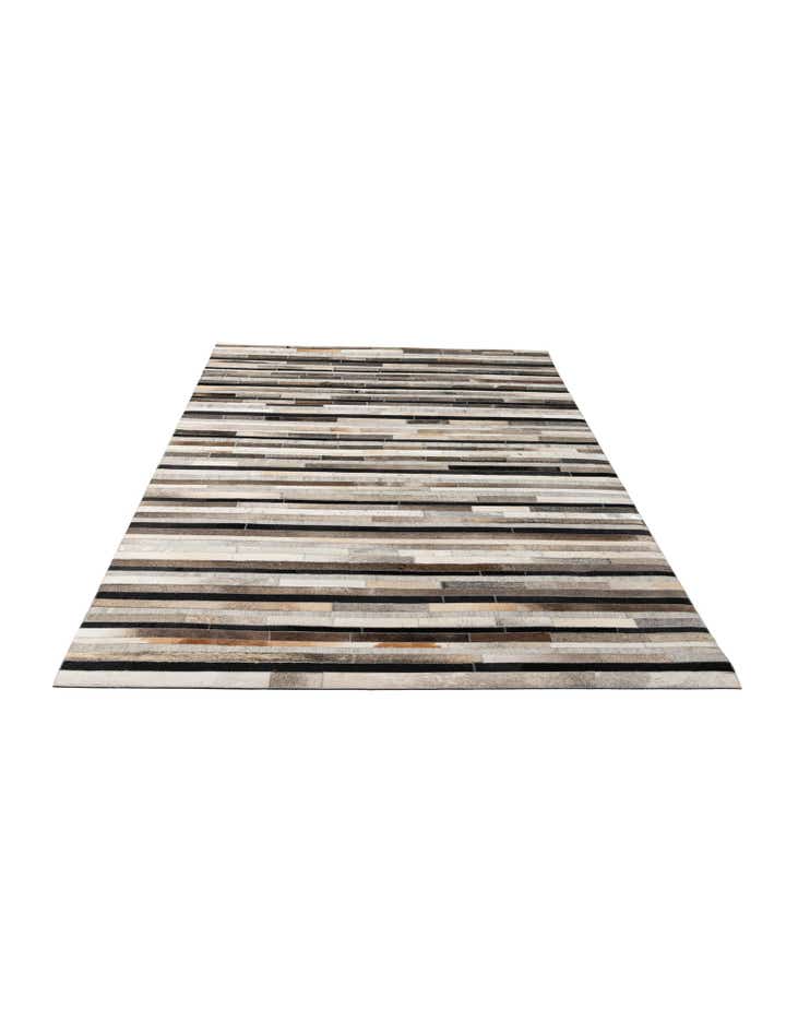 5' 1 x 8' Cowhide - Patchwork Rug