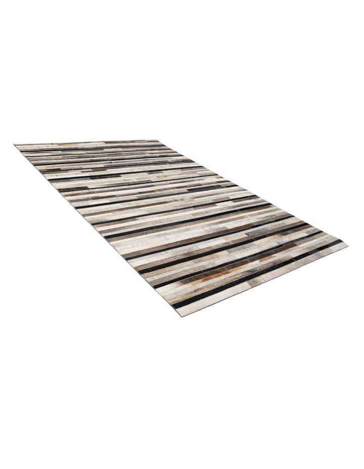 5' 1 x 8' Cowhide - Patchwork Rug