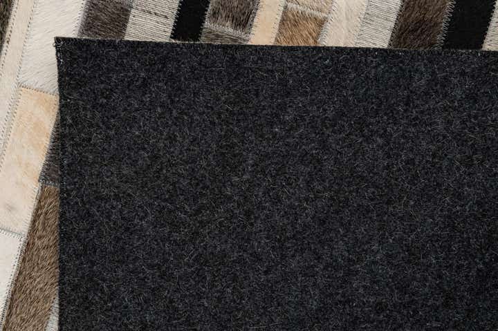 5' 1 x 8' Cowhide - Patchwork Rug