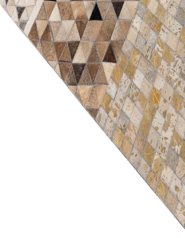 Detail image of 5' 2 x 8' Cowhide - Patchwork Rug