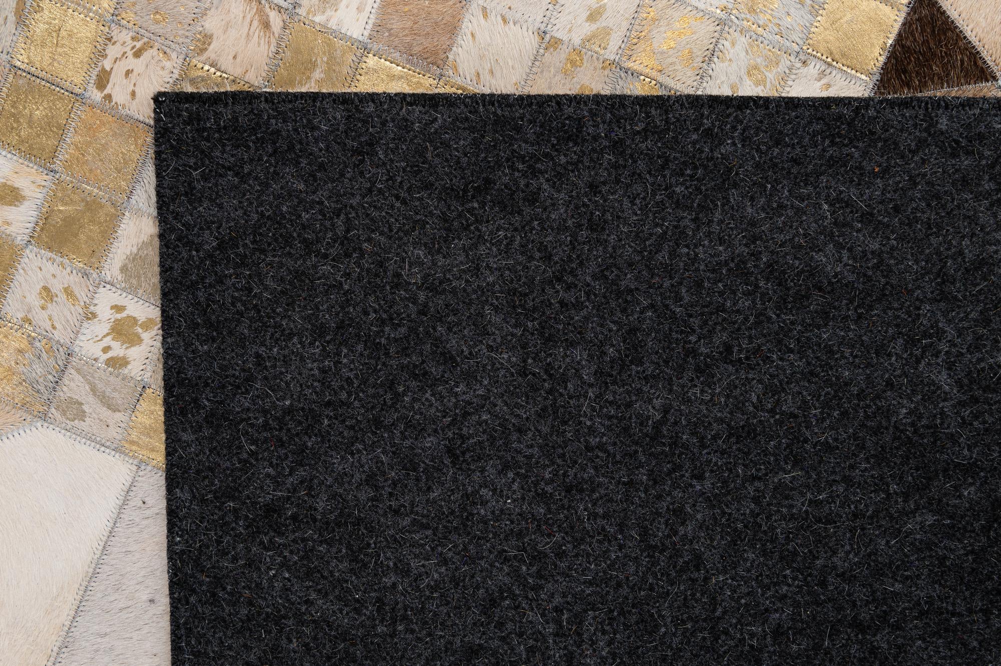 5' 2 x 8' Cowhide - Patchwork Rug