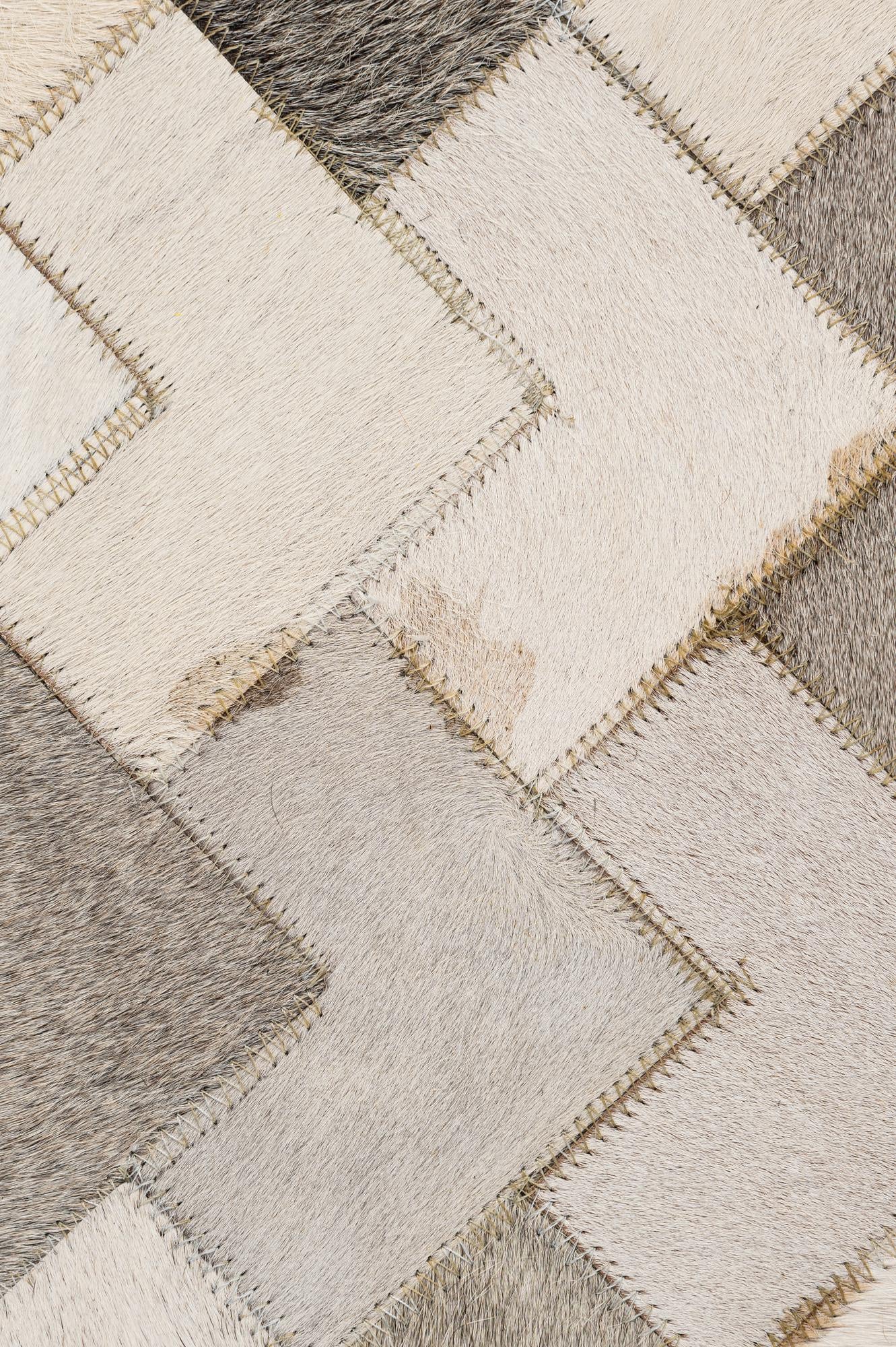 5' 2 x 8' Cowhide - Patchwork Rug