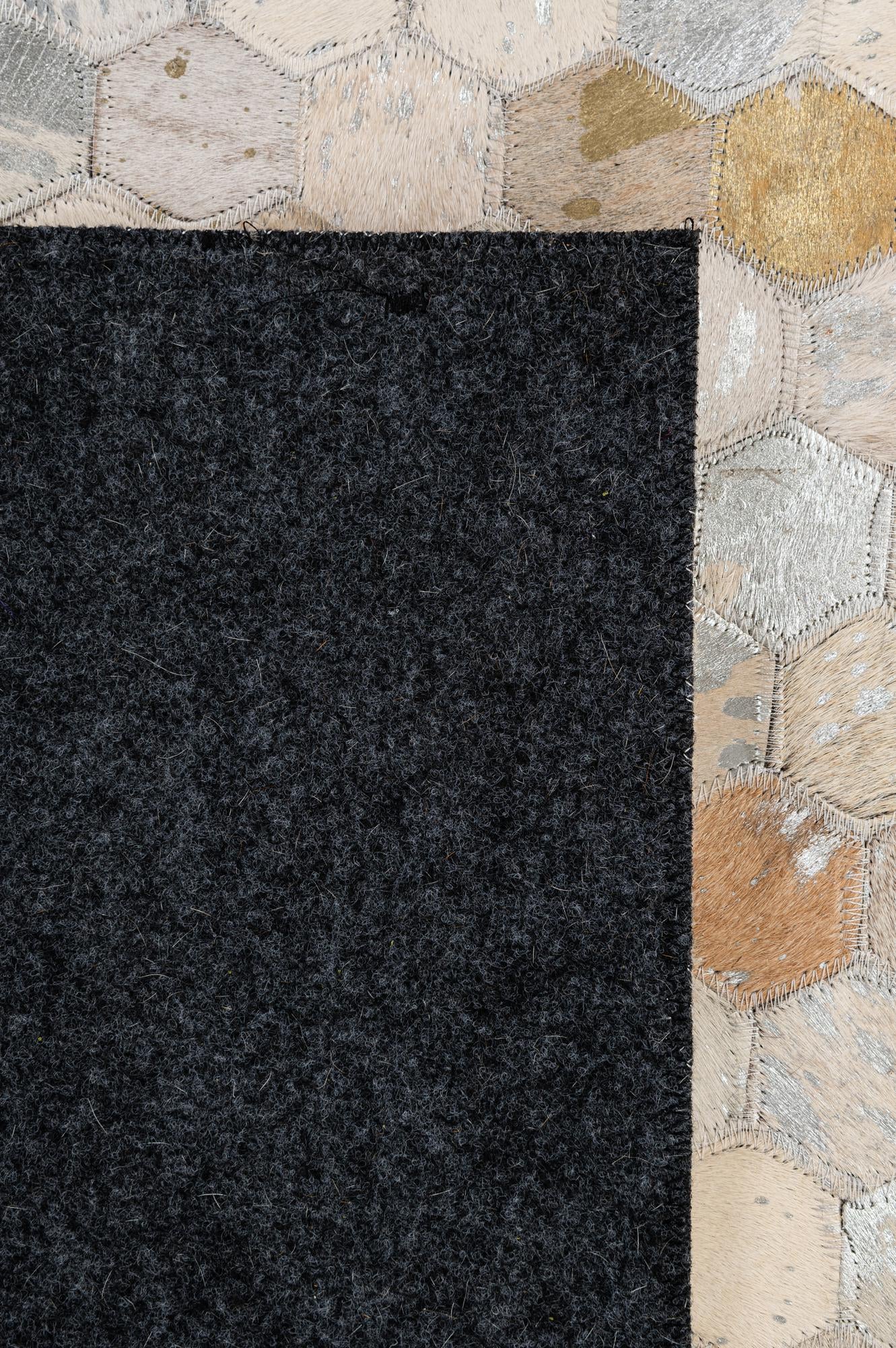 5' 1 x 8' Cowhide - Patchwork Rug