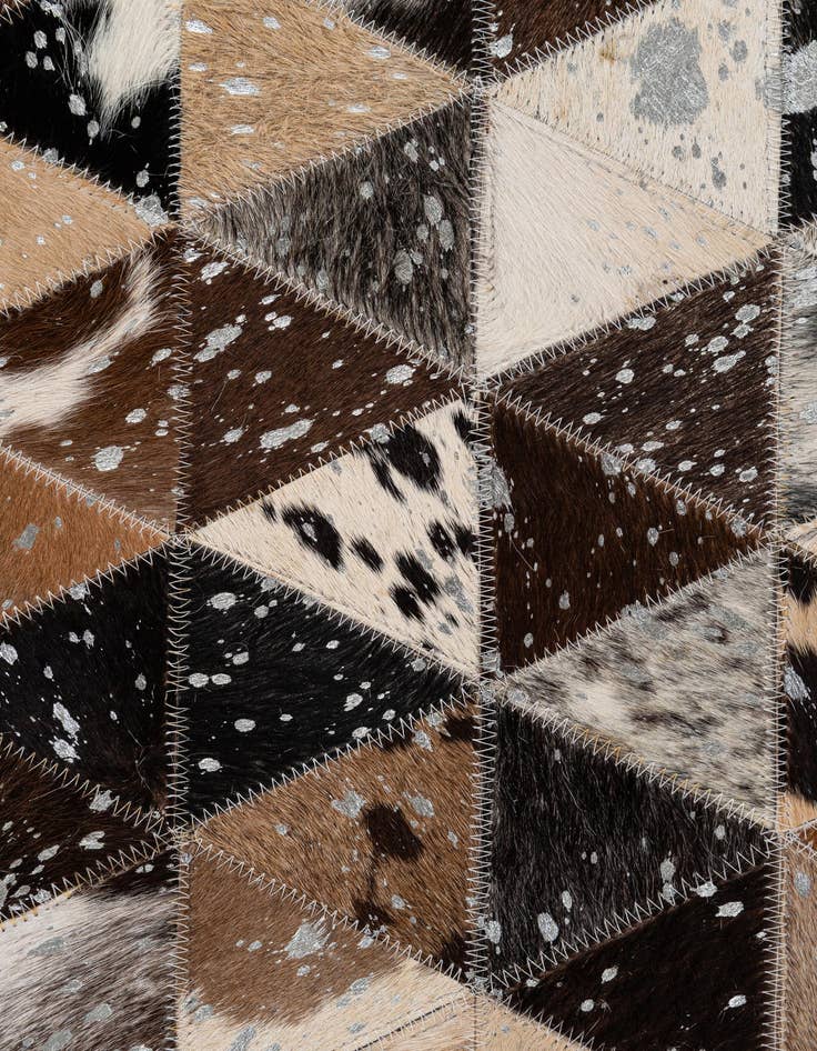 Detail image of 4' 11 x 8' Cowhide - Patchwork Rug