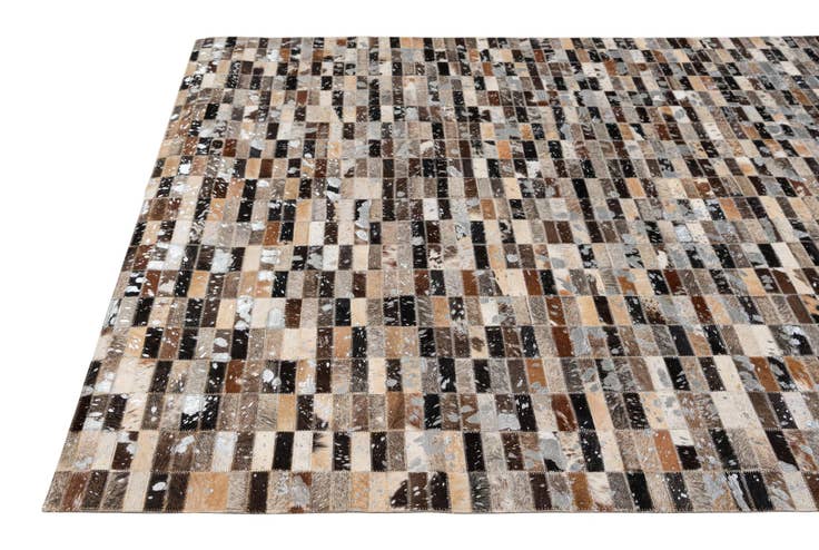 Detail image of 5' x 7' 11 Cowhide - Patchwork Rug