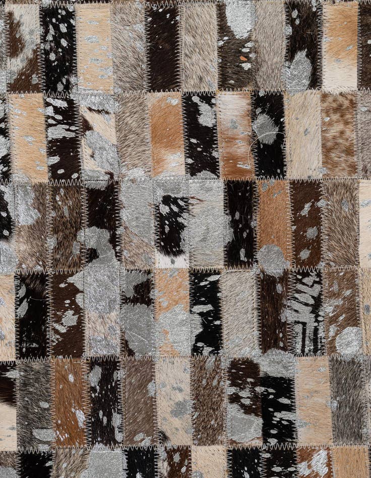 Detail image of 5' x 7' 11 Cowhide - Patchwork Rug