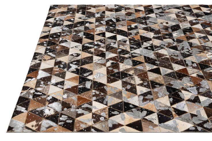 Detail image of 4' 11 x 8' Cowhide - Patchwork Rug