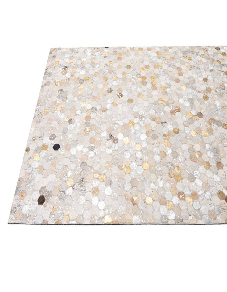 Detail image of 5' x 7' 11 Cowhide - Patchwork Rug