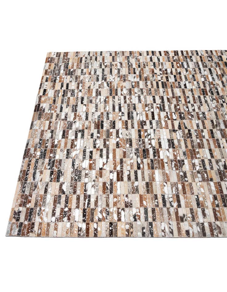 Detail image of 5' x 7' 11 Cowhide - Patchwork Rug