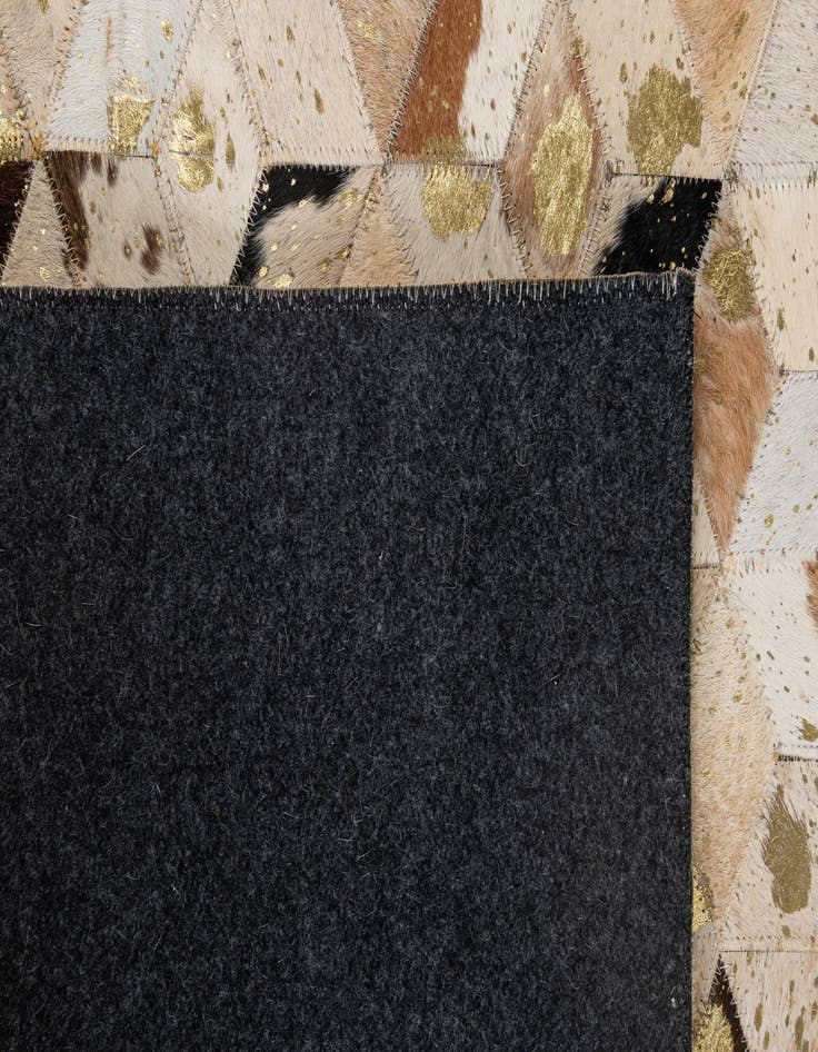 Detail image of 5' 3 x 8' Cowhide - Patchwork Rug