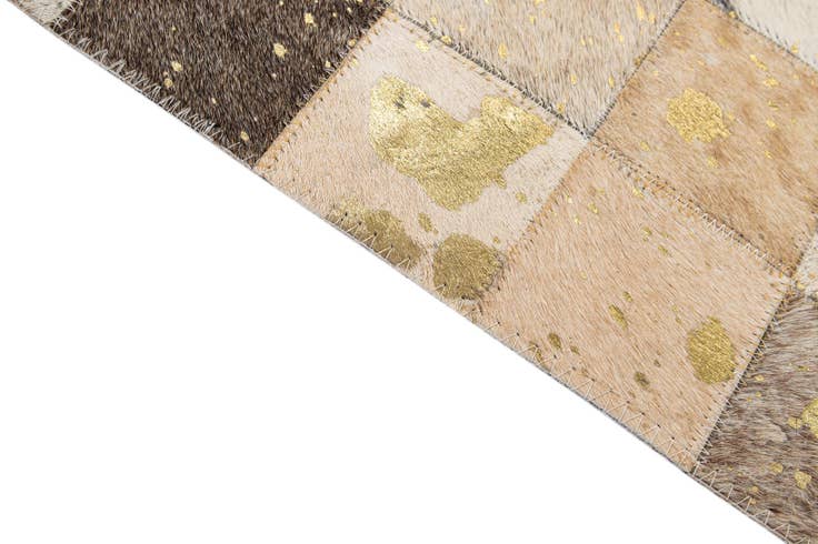 Detail image of 5' 1 x 8' Cowhide - Patchwork Rug