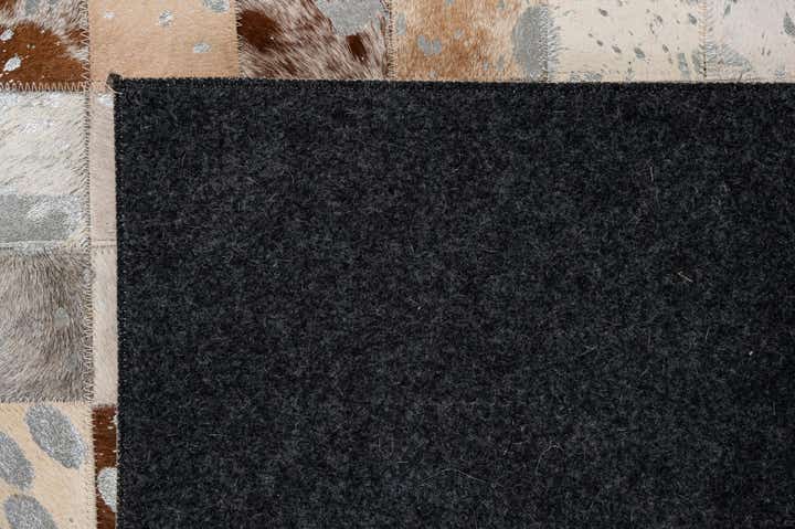 5' 2 x 8' Cowhide - Patchwork Rug