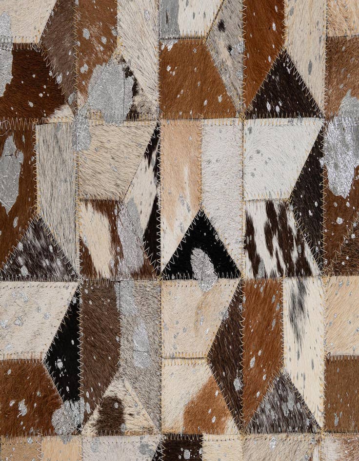 Detail image of 5' 1 x 8' Cowhide - Patchwork Rug