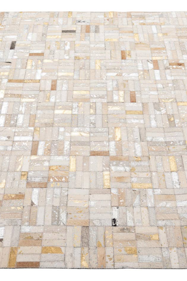 Detail image of 5' x 8' Cowhide - Patchwork Rug