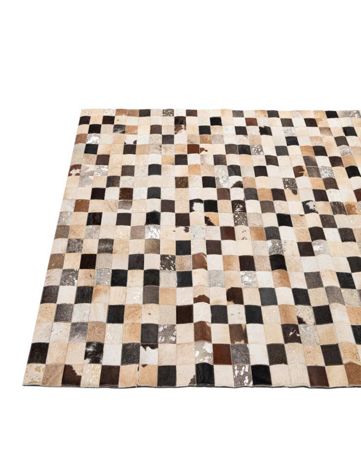 Detail image of 5' 1 x 8' Cowhide - Patchwork Rug