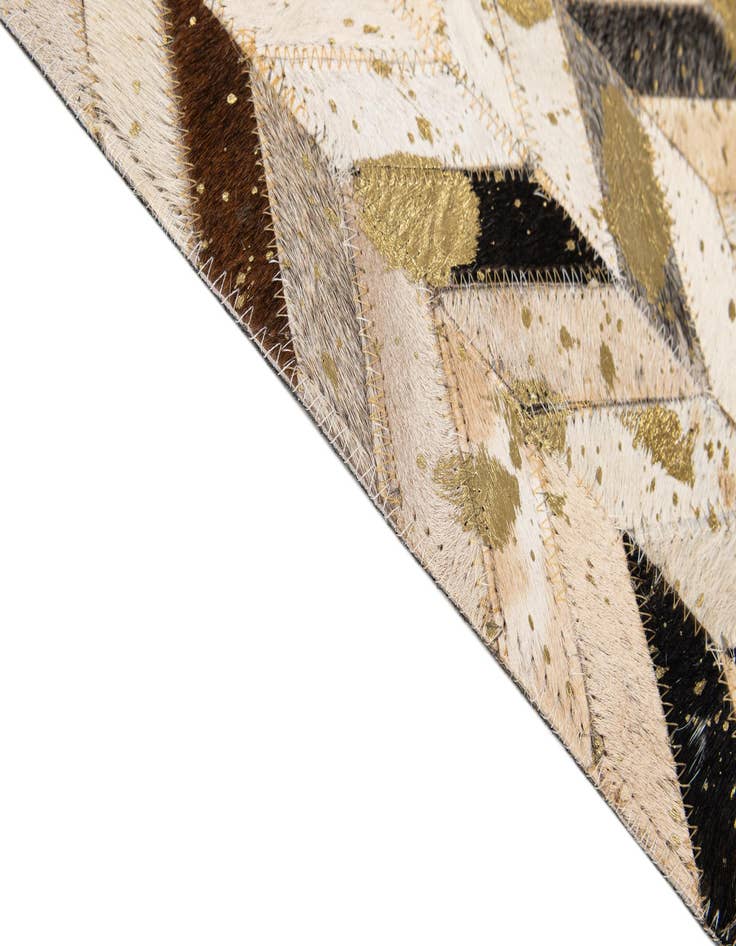 Detail image of 5' 2 x 8' Cowhide - Patchwork Rug