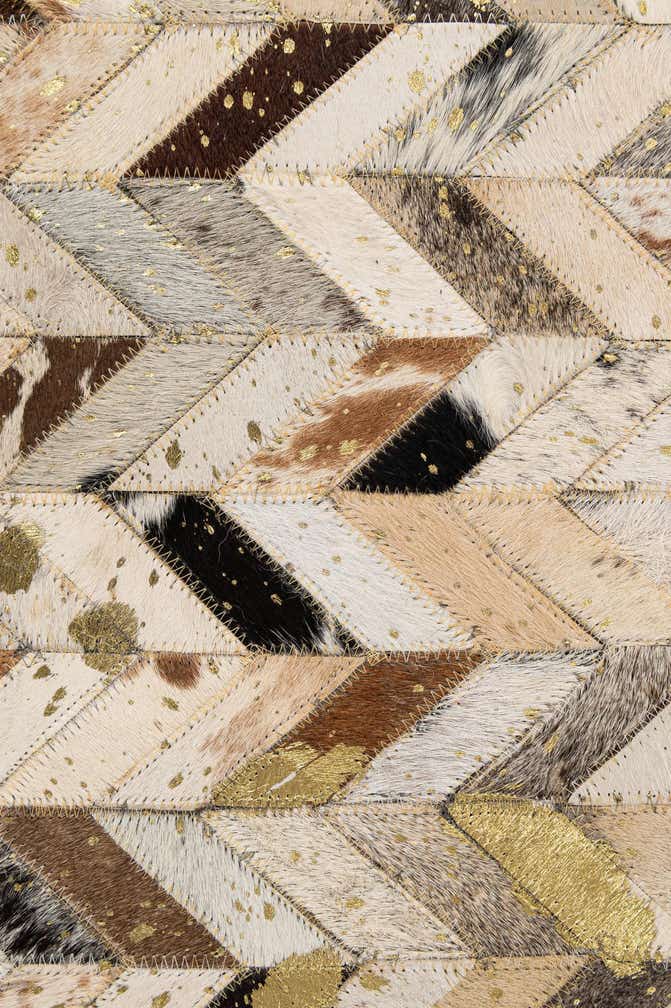 5' 2 x 8' Cowhide - Patchwork Rug