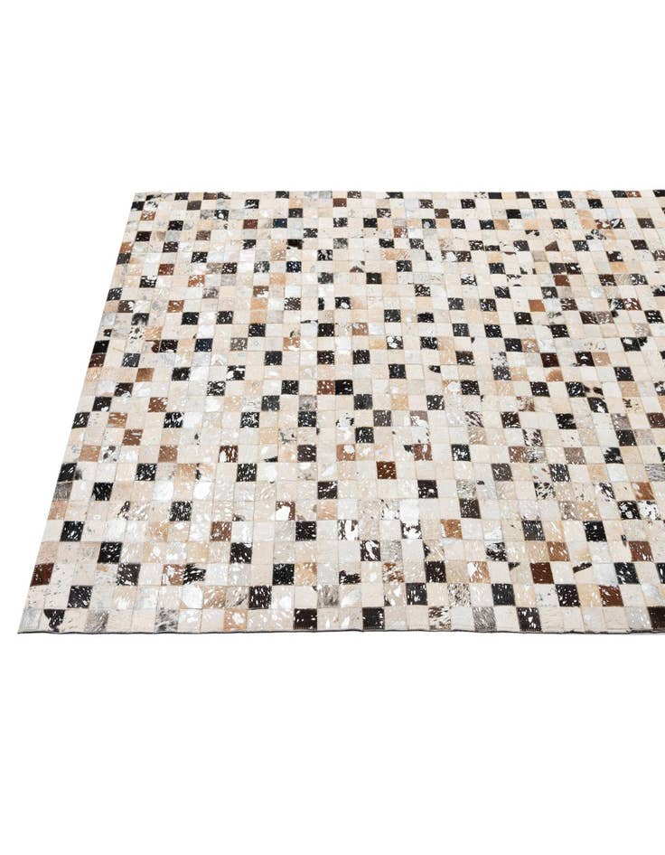Detail image of 5' x 7' 11 Cowhide - Patchwork Rug