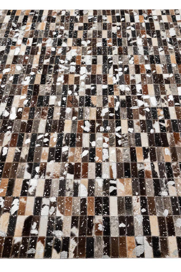Detail image of 5' 2 x 7' 11 Cowhide - Patchwork Rug