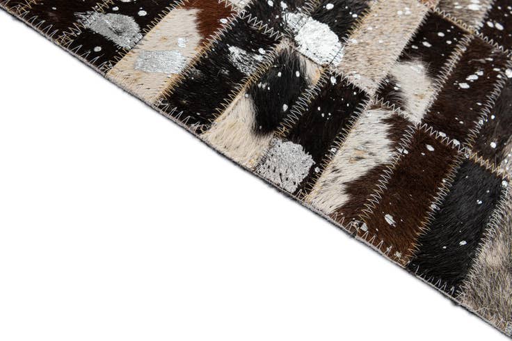 Detail image of 5' 2 x 7' 11 Cowhide - Patchwork Rug