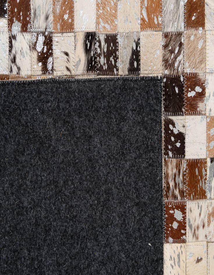 Detail image of 4' 11 x 8' Cowhide - Patchwork Rug