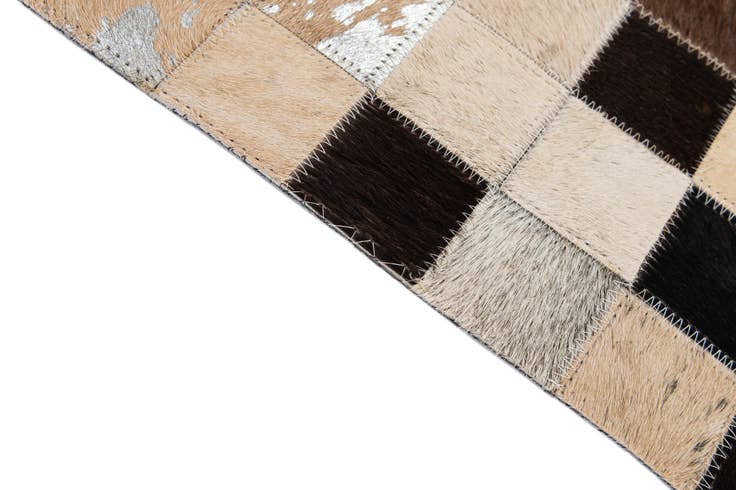 Detail image of 5' 1 x 7' 11 Cowhide - Patchwork Rug