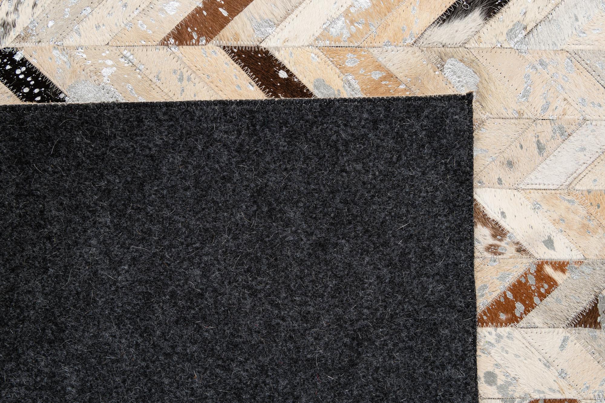 5' 2 x 8' Cowhide - Patchwork Rug
