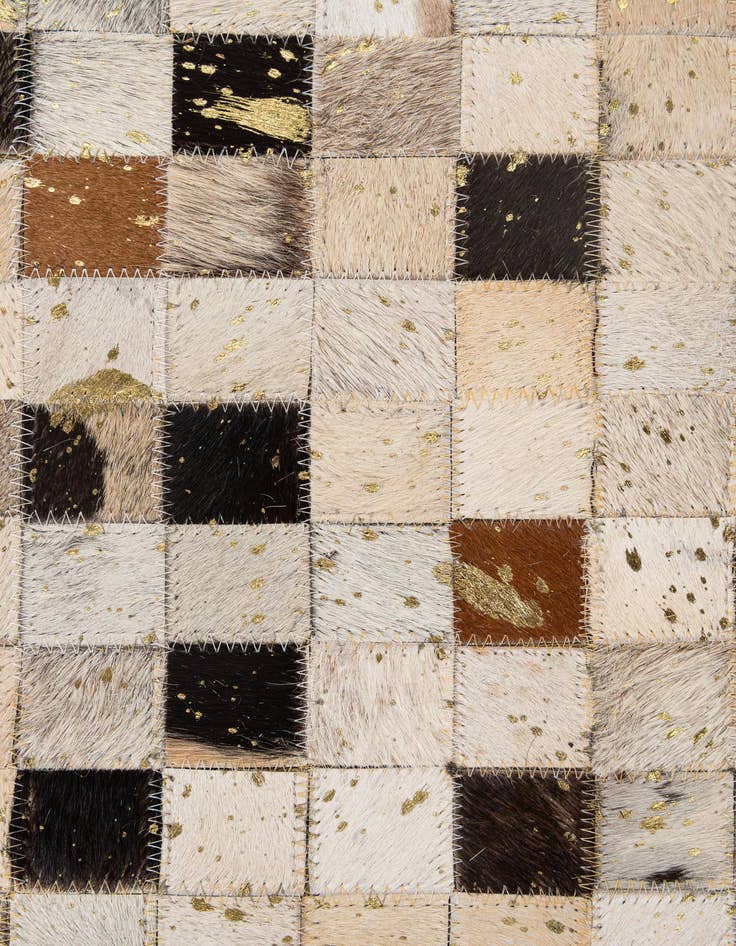 Detail image of 5' 2 x 7' 11 Cowhide - Patchwork Rug