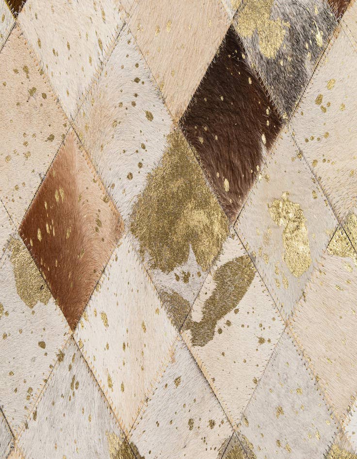 Detail image of 5' 1 x 8' Cowhide - Patchwork Rug