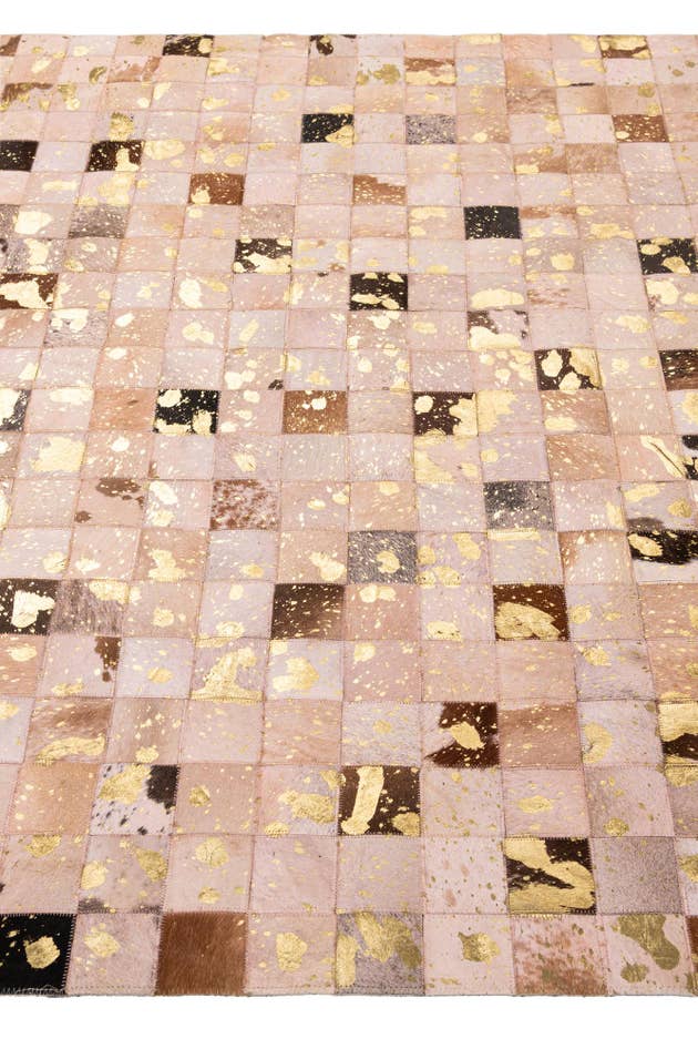 Detail image of 5' 3 x 8' Cowhide - Patchwork Rug
