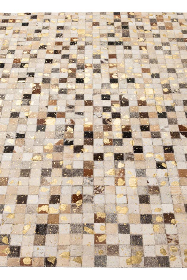 Detail image of 5' 1 x 7' 10 Cowhide - Patchwork Rug