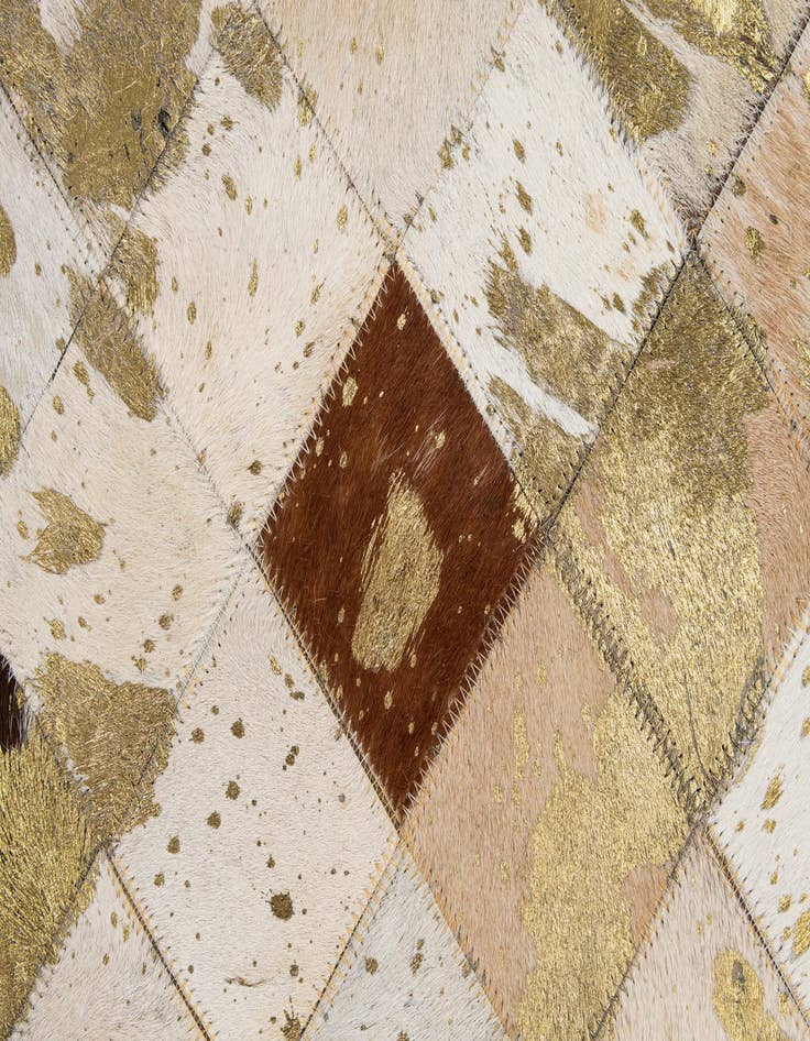 Detail image of 5' x 7' 10 Cowhide - Patchwork Rug