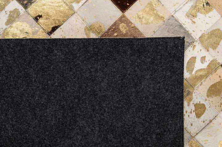 5' x 7' 10 Cowhide - Patchwork Rug
